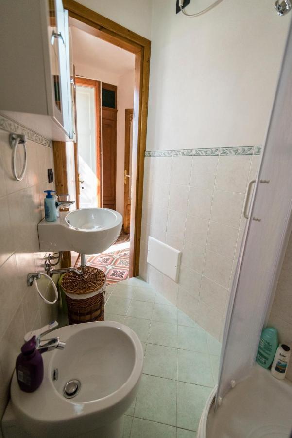 Casa Lucia Lägenhet Castelbuono  Exteriör bild